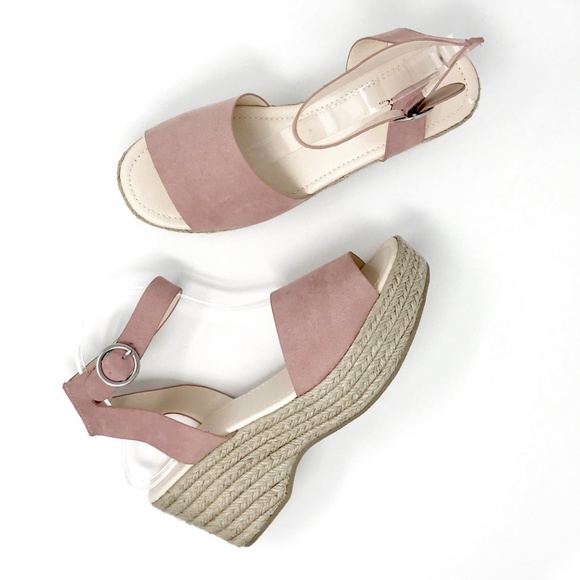 🦋LAST PAIR🦋Blush Rose Espadrille Buckle Wedge - Picture 2 of 6